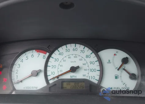 2004 Toyota Corolla Le из США, поврежденный, VIN JTDBR38E042038063